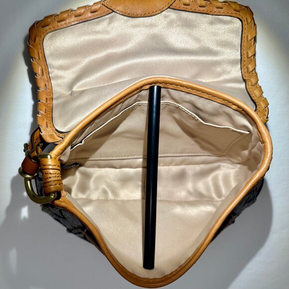 SOLD - COACH Bleecker Vachetta Leather Signature Denim Floral Applique Wristlet - Picture 11 of 15